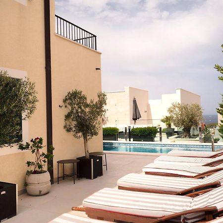 חוואר Villa Royale With Pool מראה חיצוני תמונה