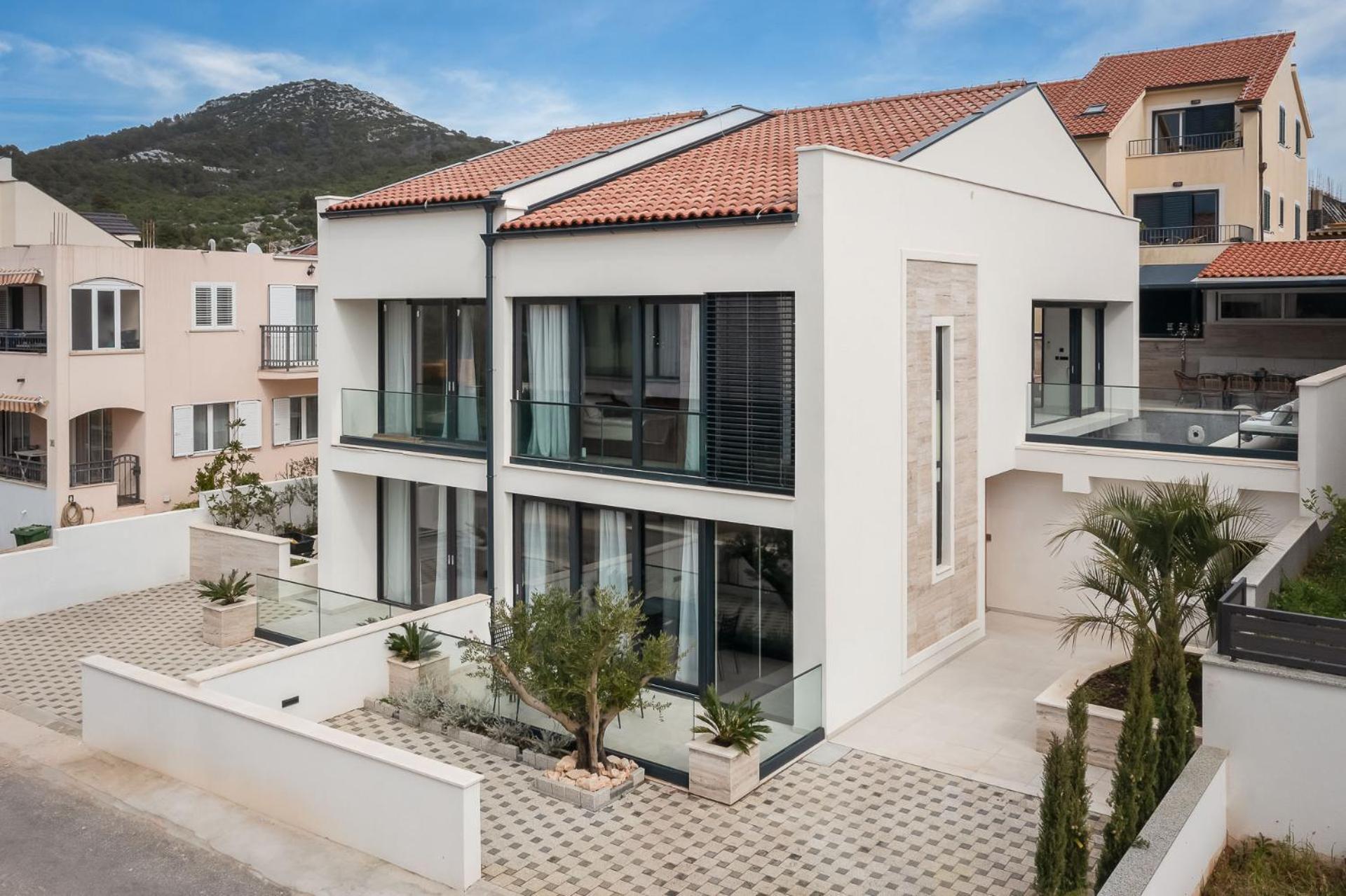 חוואר Villa Royale With Pool מראה חיצוני תמונה