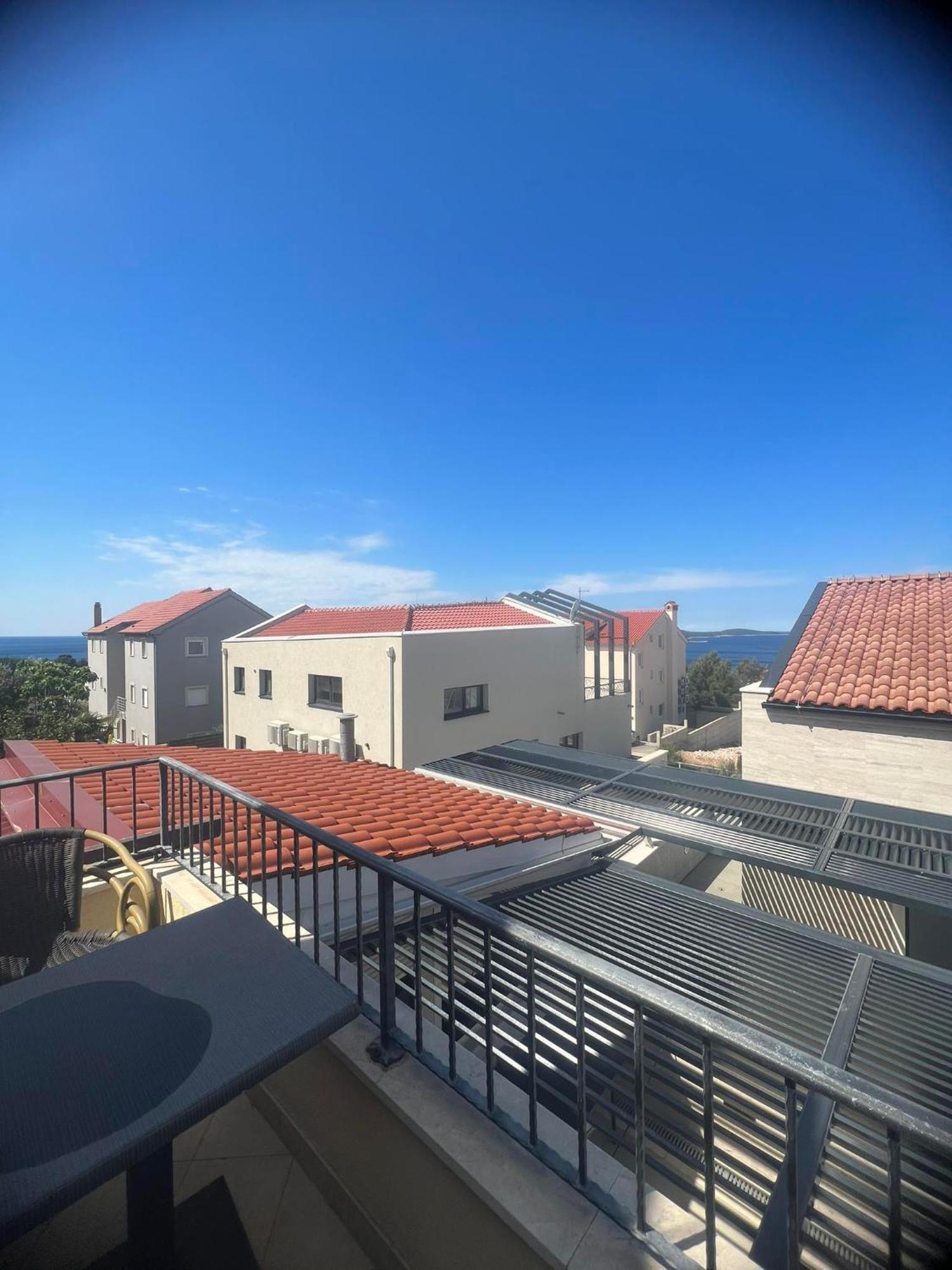 חוואר Villa Royale With Pool מראה חיצוני תמונה